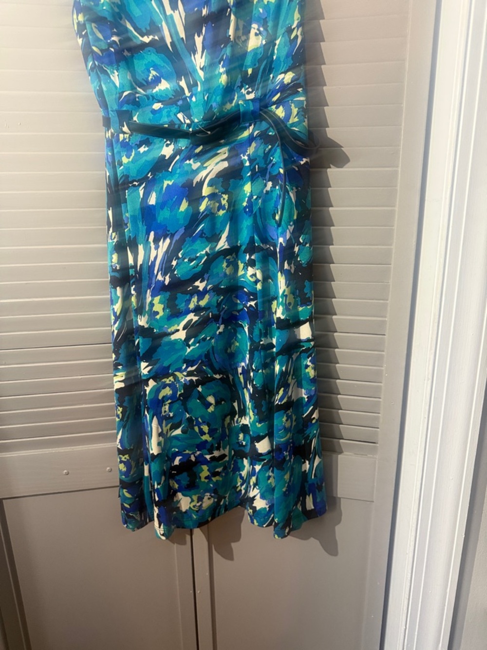 Shelby & Palmer Teal and Navy Abstract Tie-Waist Midi Dress - Picture 4 of 11